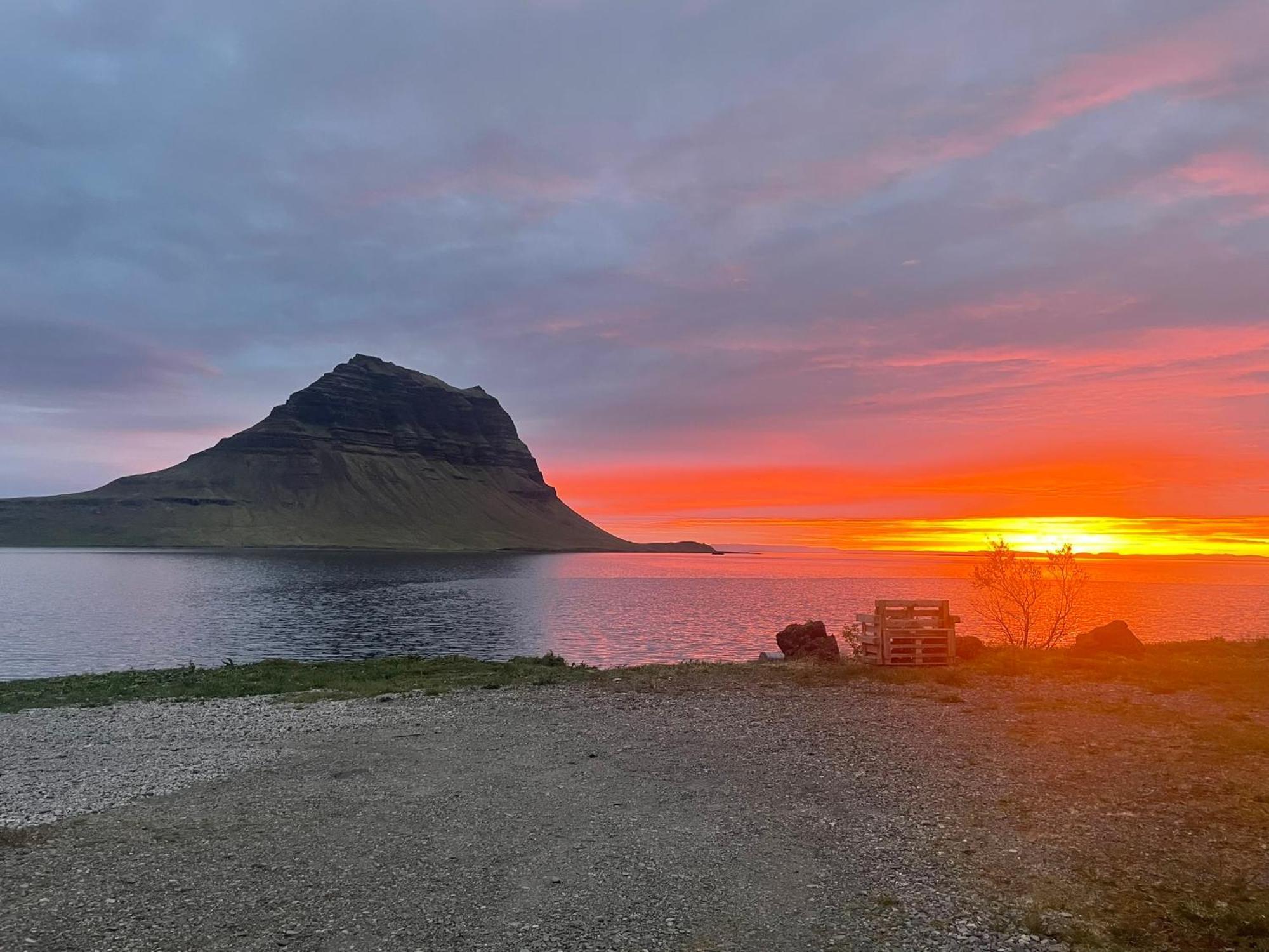 Kirkjufell Basement Apartment Grundarfjordur Exterior photo
